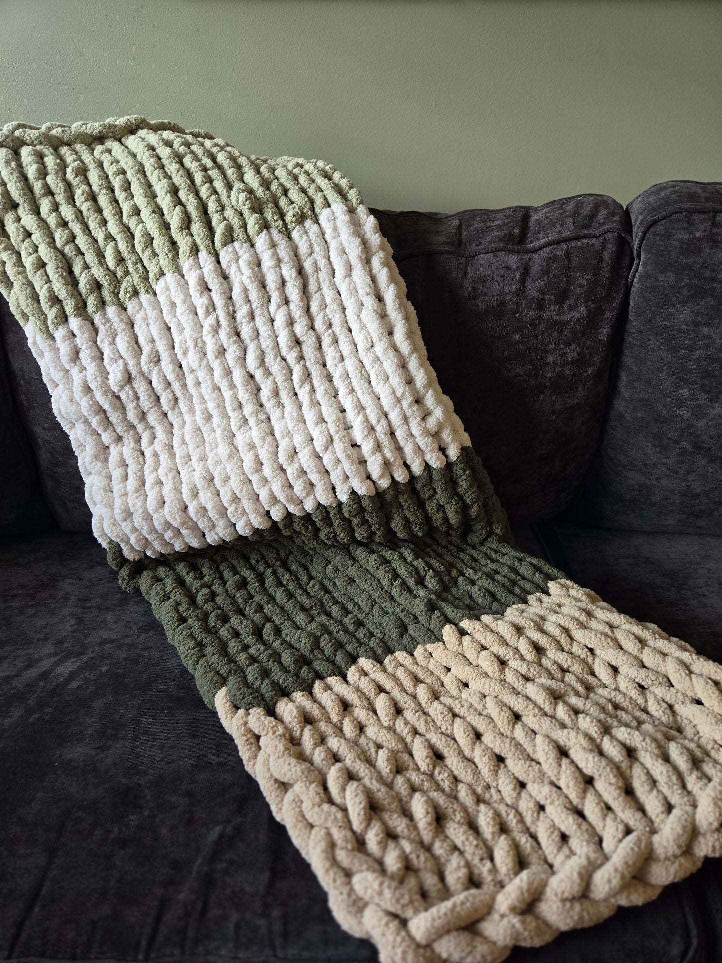 Chunky Knit Baby Blanket