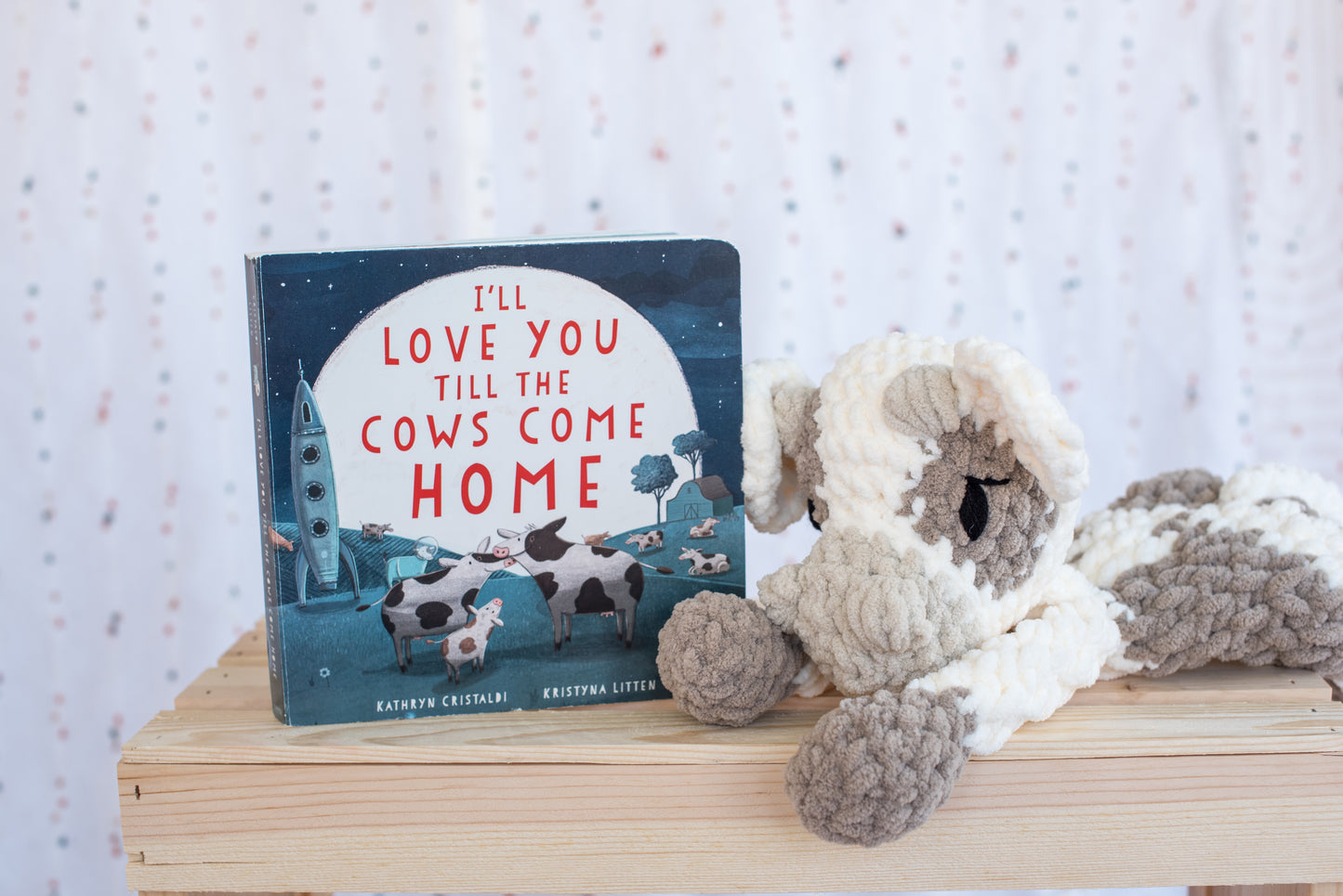 Book Buddies | Brown Cow Lovey