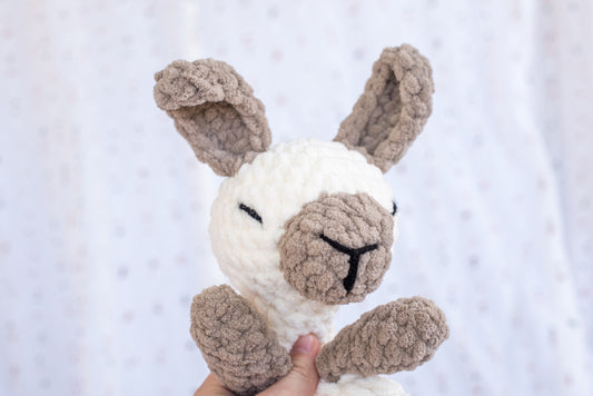 Llama Lovey