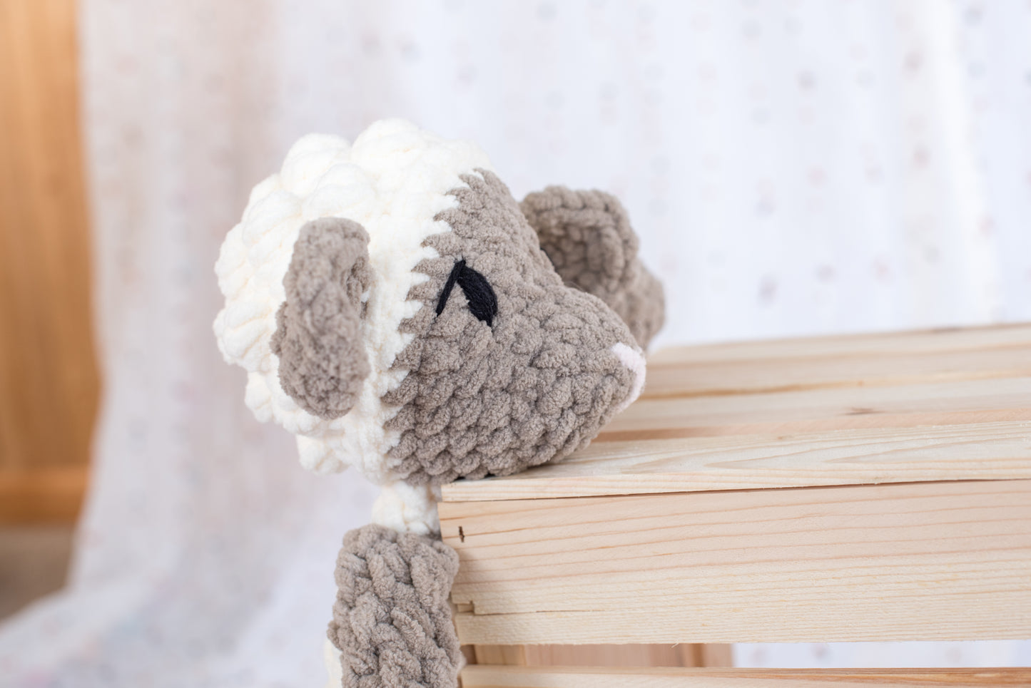 Lamb Lovey | 16"