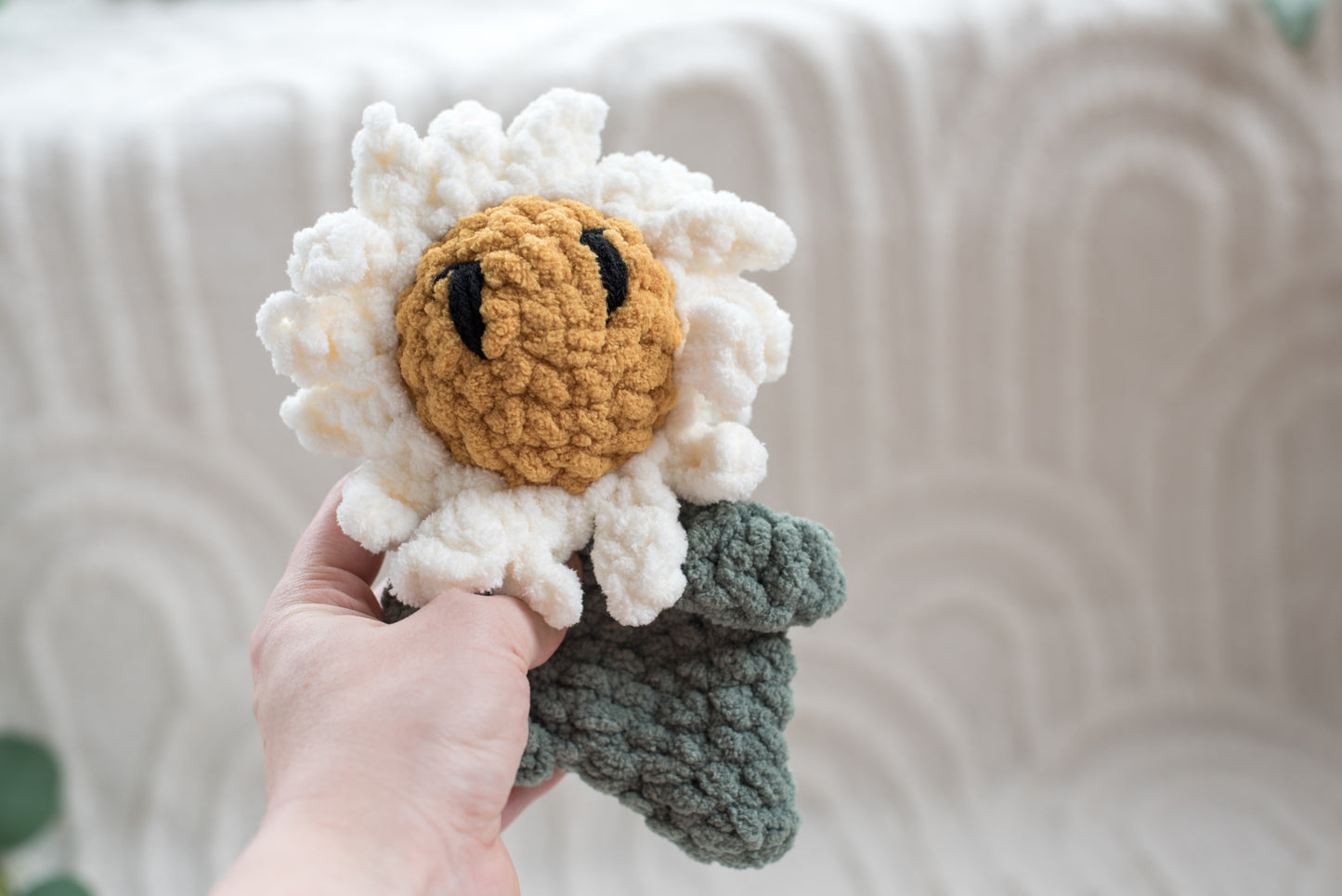 Mini Flower Lovey