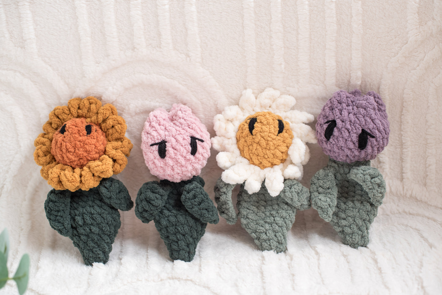 Mini Flower Lovey