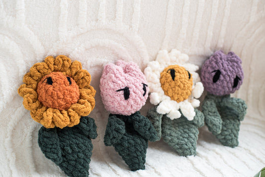Mini Flower Lovey