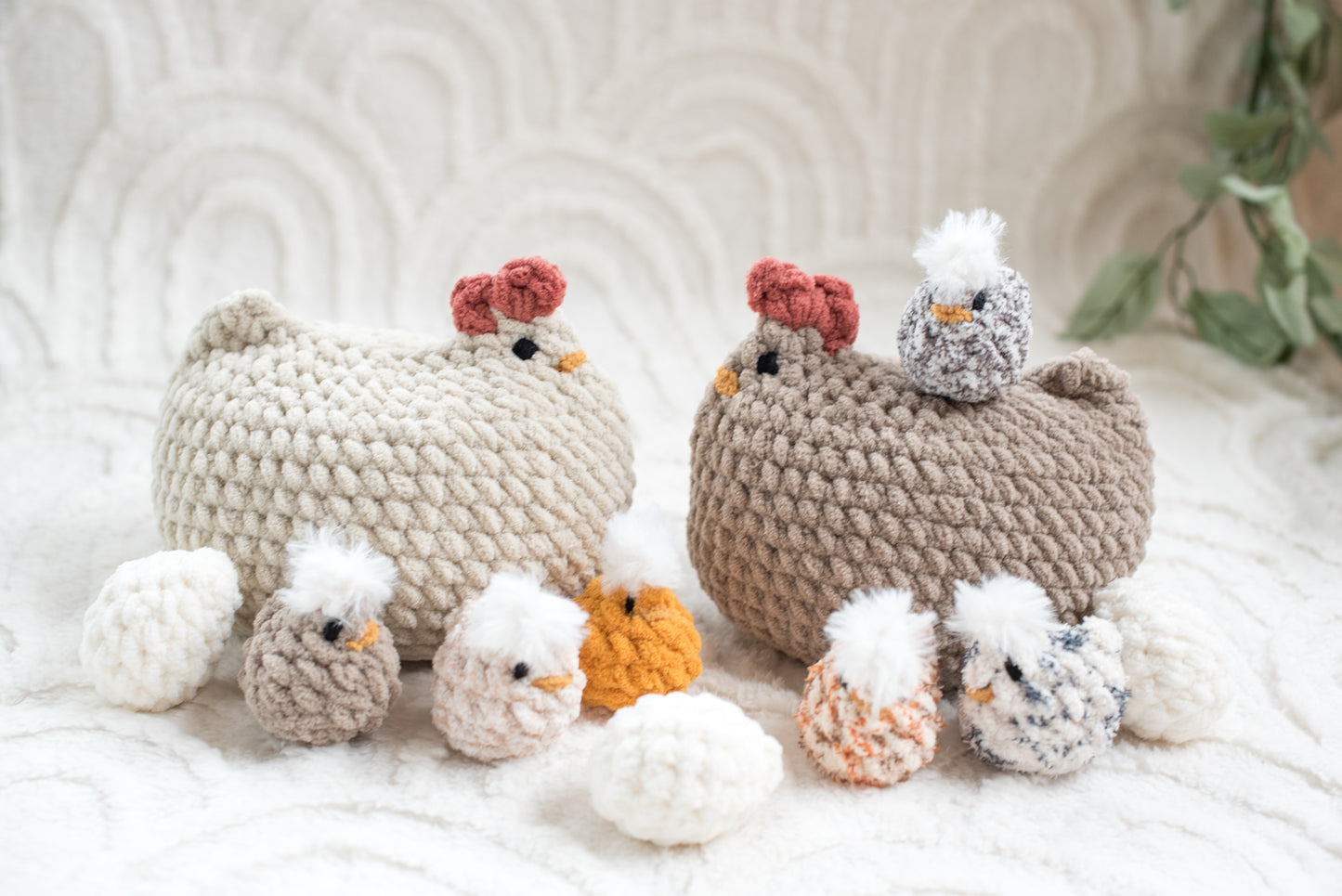 Mama Hen and Chicks Set